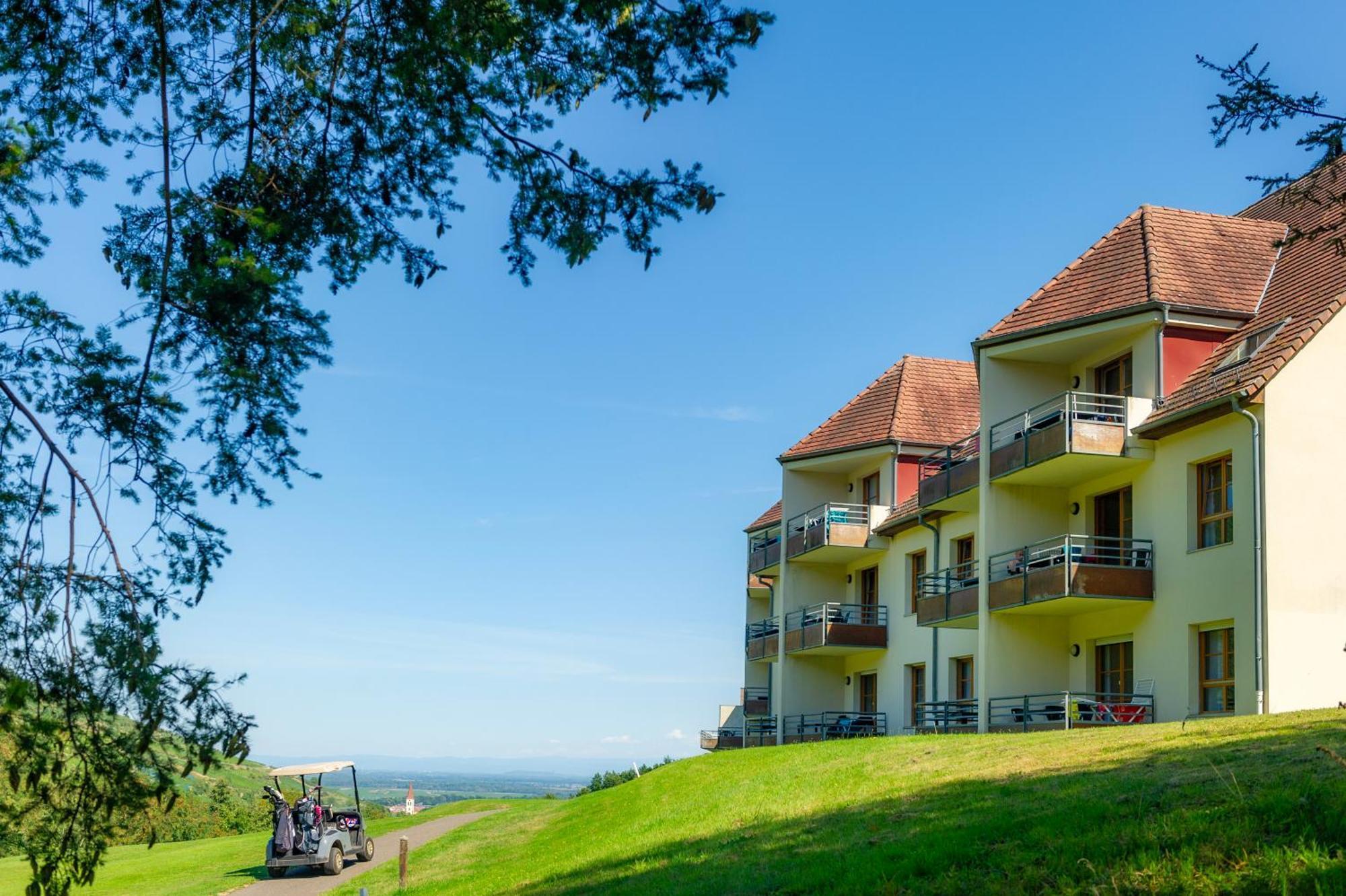 Goelia Le Domaine Du Golf Aparthotel Ammerschwihr Buitenkant foto